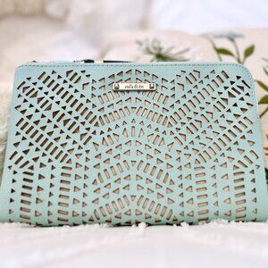 NWOT Mint Green Stella & Dot Double Zip Clutch w/Laser Cut Design